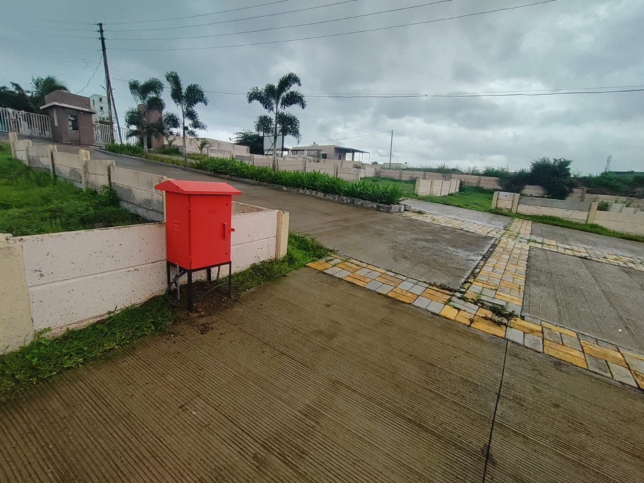 img-1